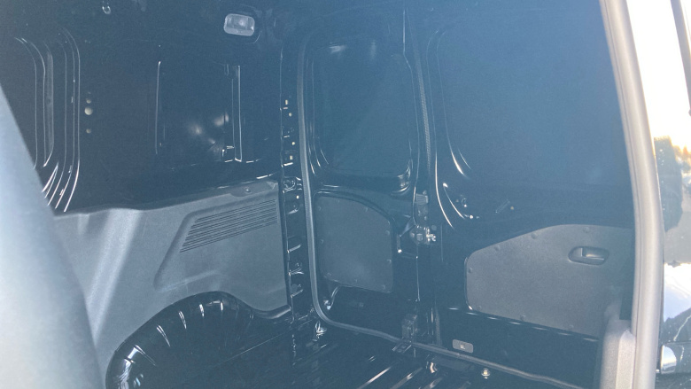 Vauxhall Combo Cargo Combo Diesel 1.5 Turbo D 100ps Pro H1 Van